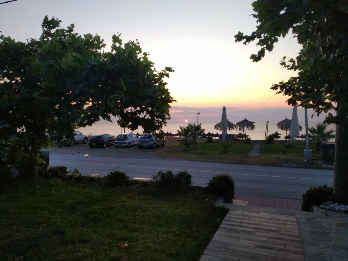 Isalos Velika  Esterno foto